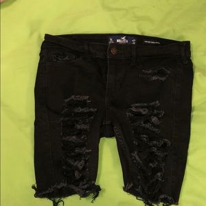 Hollister low- rise super skinny shorts